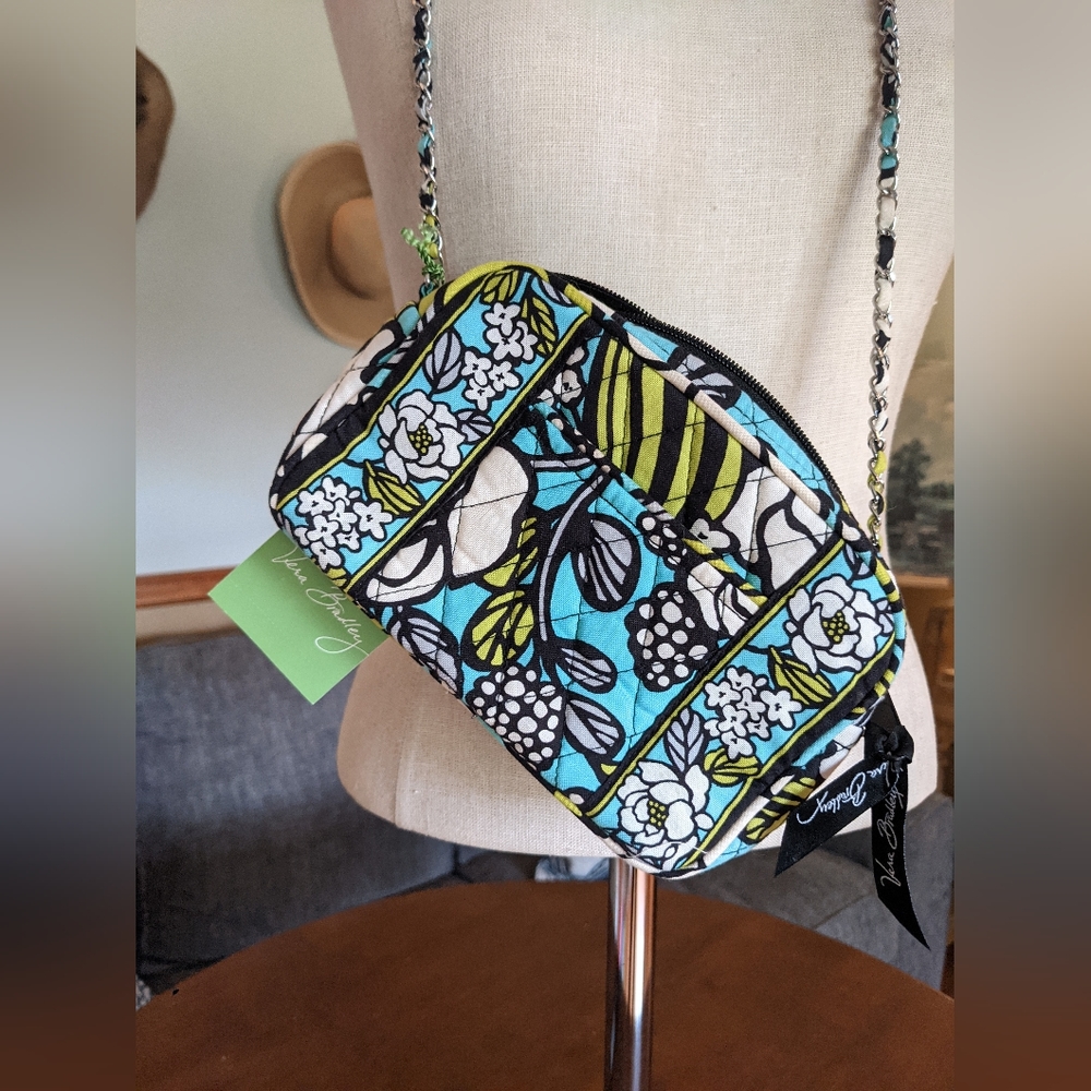 🌴 tropical vibes 🌺 Vera Bradley mini Chain bag Island Blooms pattern NWT